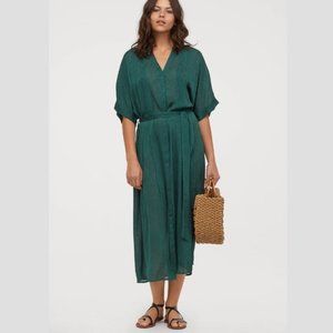 NWT H&M Green Kaftan Dark Green Maxi Palm Leaves‎ print Belted V-neck Long Dress